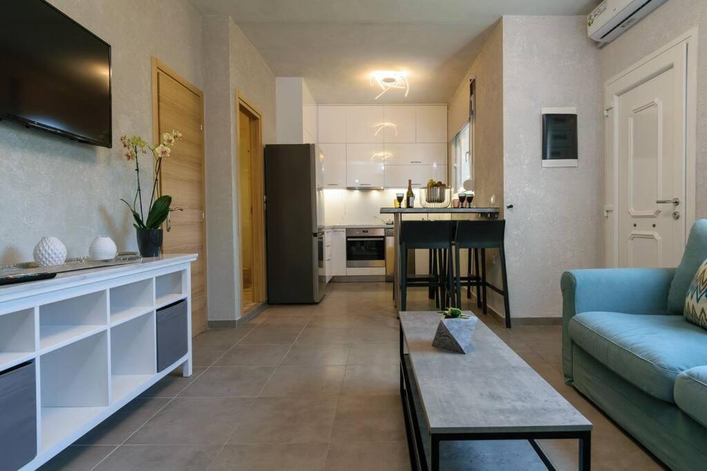 Konstantinos , Luxury Maisonette In Chania Mourniai Экстерьер фото